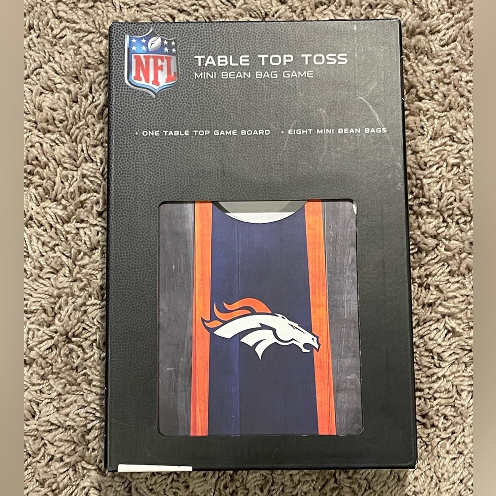 NIB NFL Denver Broncos TABLE TOP TOSS MINI BEAN BAG GAME